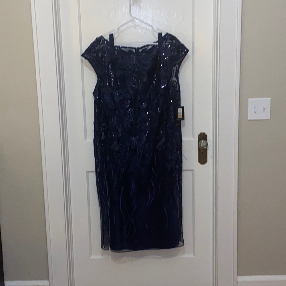 Navy blue cocktail dress.  Brianna Size 16W.  Never worn.
